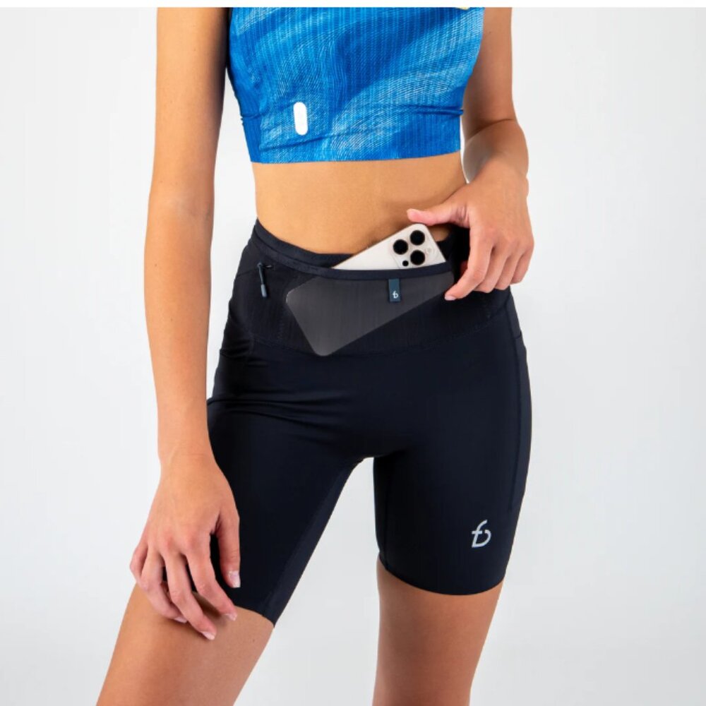Flipbelt Women's Ouray Compression Shorts 5in Color Black Size S NWT